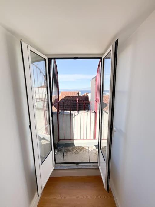 Sun River View Balcony Apartment