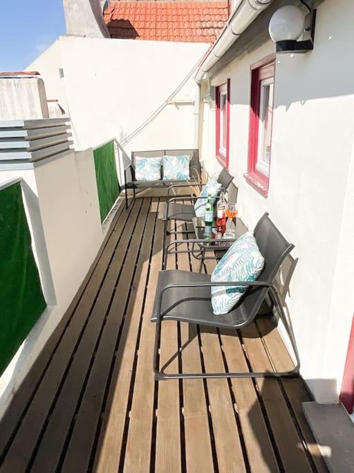 Sun River View Balcony Apartment *